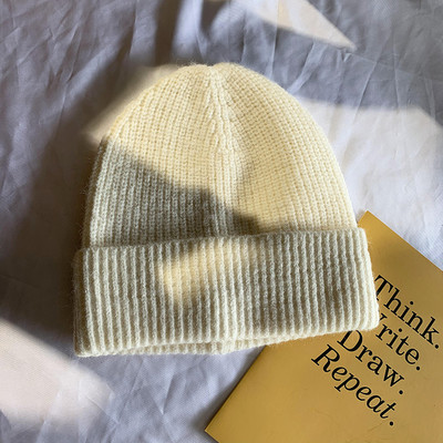 Kötött női sapka sima modell