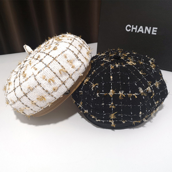 Beret típusú sapka fehér és fekete színben - retro stílusban