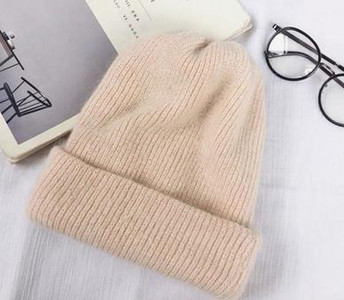 Női kötött sapka sima modell