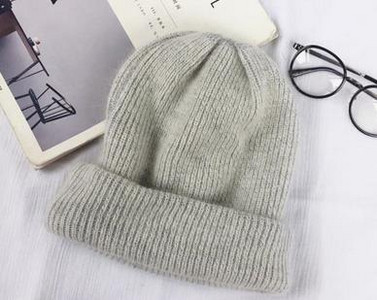 Női kötött sapka sima modell