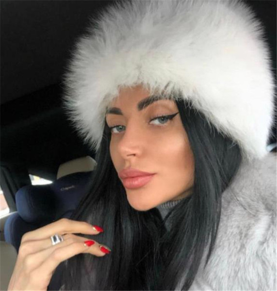 Modern női pehelykalap