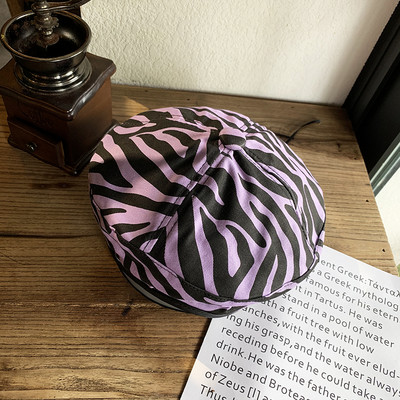 Retro stílusú női sapka állatmintával