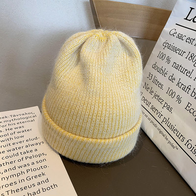 Modern női kötött sapka sima modell