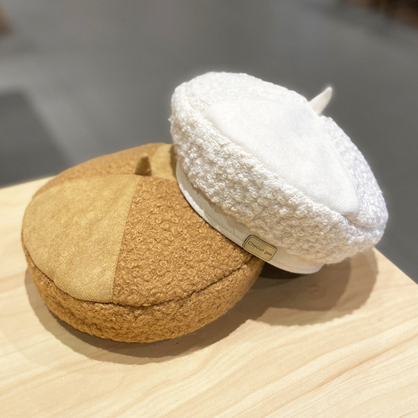 Téli női barett típusú sapka