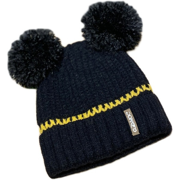 Női téli kötött sapka pomponnal