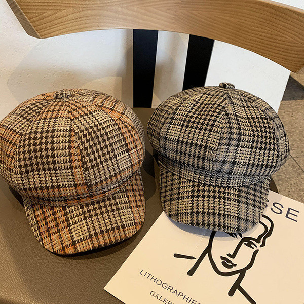 Kockás női sapka típusú barett-retro stílusban