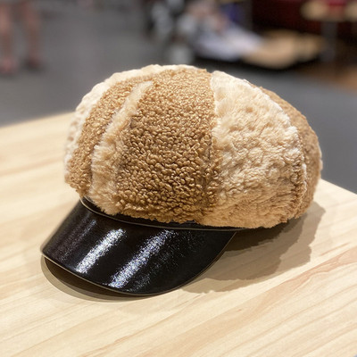 Mindennapi lefelé női kalap