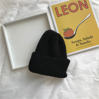 Kötött unisex sapka sima mintával