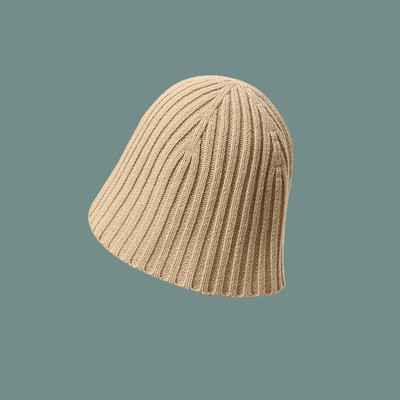 Alkalmi női kötött sapka télire