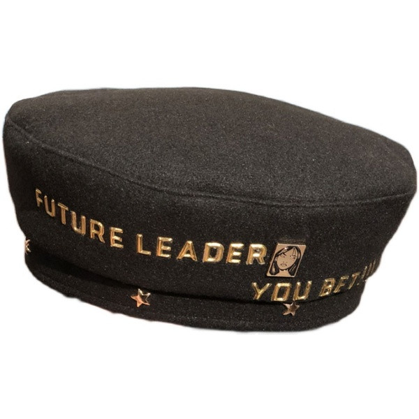 Modern női beret arany felirattal