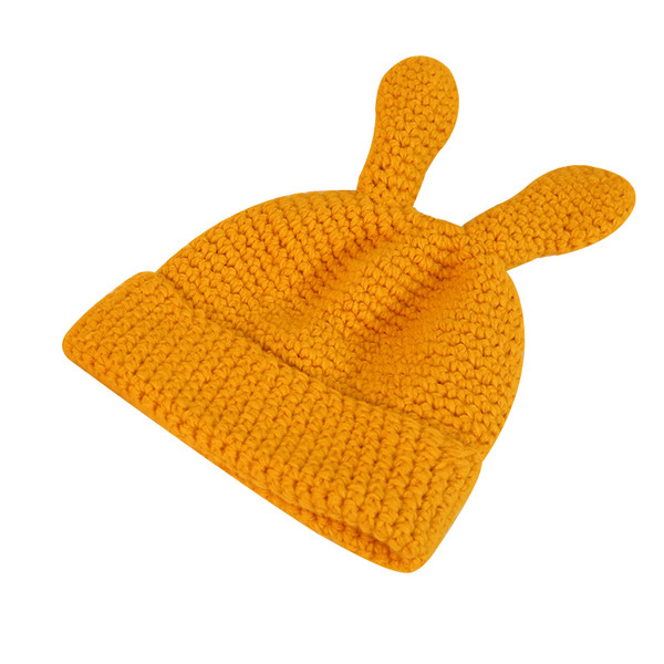 Alkalmi női kötött sapka 3D elemmel