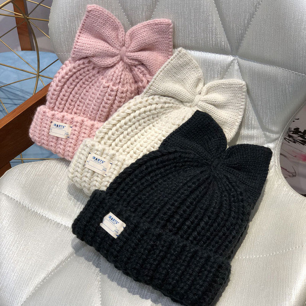 Új modell női kötött sapka szalaggal