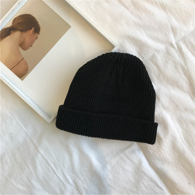 Kötött sapka sima unisex mintával