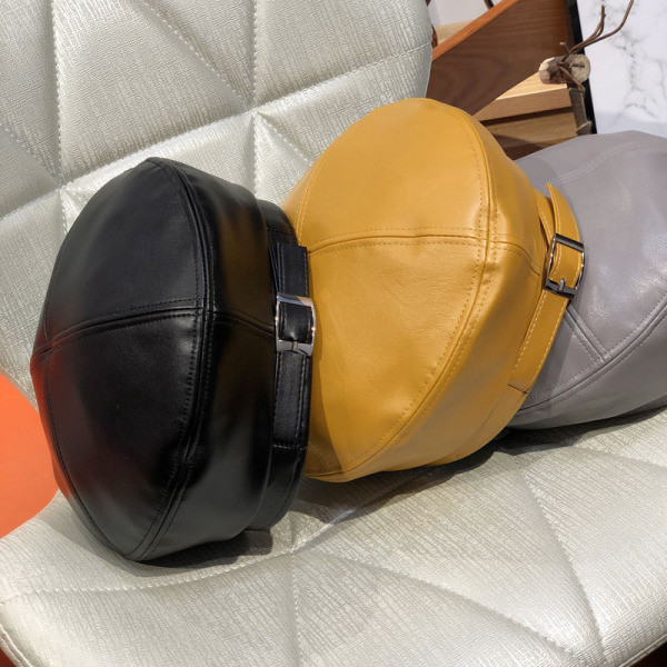 Aktuális női barett sapka eco bőrből