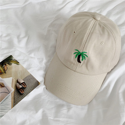 Uniszex sapka napellenzővel és hímzett felirattal