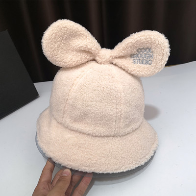 Női sapka szalaggal és kövekkel több színben