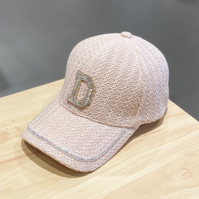 Palarie de dama cu vizor si element metalic