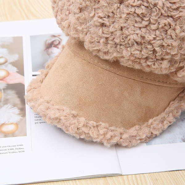 Új modell női pehelykalap napellenzővel