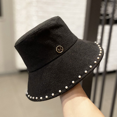 Ρετρό γυναικείο καπέλο με πέρλες και μεταλλικό στοιχείο