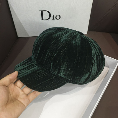 Modern női bársony sapka napellenzővel