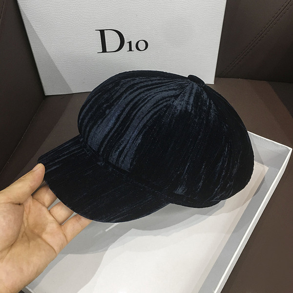 Modern női bársony sapka napellenzővel