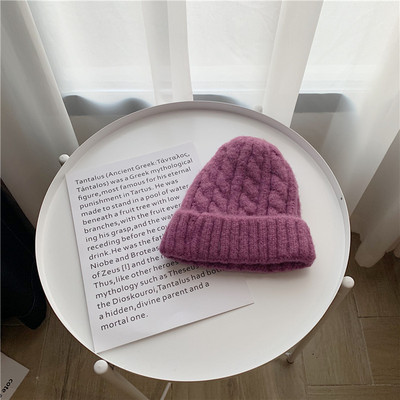 Πλεκτό χειμερινό καπέλο