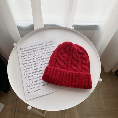 Πλεκτό χειμερινό καπέλο