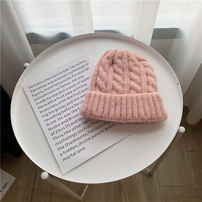 Πλεκτό χειμερινό καπέλο