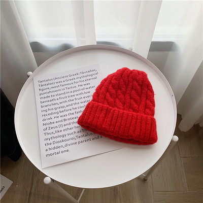 Πλεκτό χειμερινό καπέλο