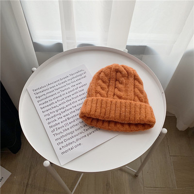 Πλεκτό χειμερινό καπέλο