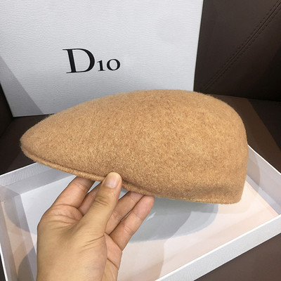 Χειμερινό γυναικείο καπέλο κλασικό μοντέλο τύπου μπερέ