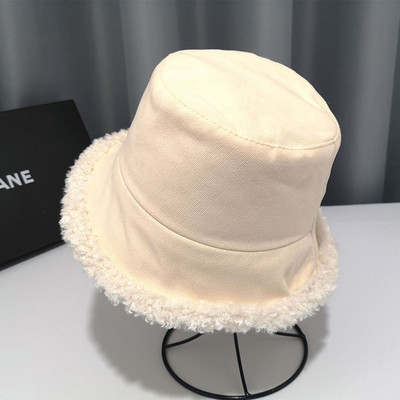 Női műbőr sapka - két arc