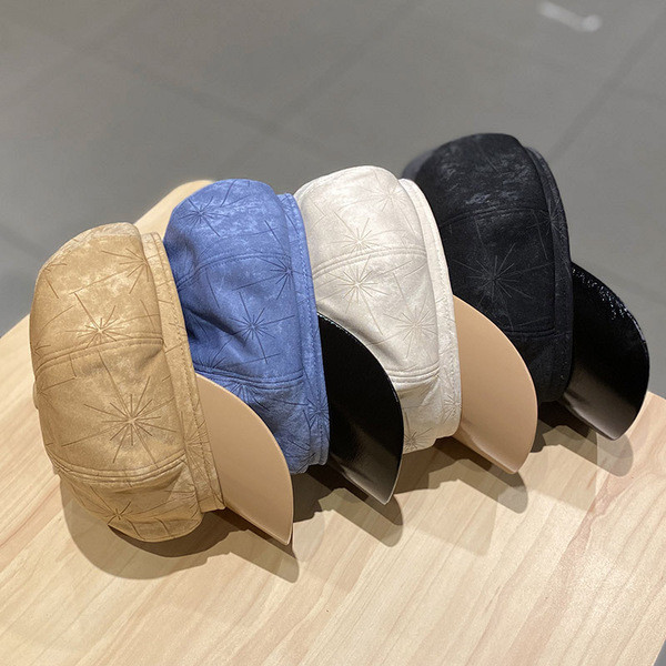 Alkalmi női bársony sapka napellenzővel