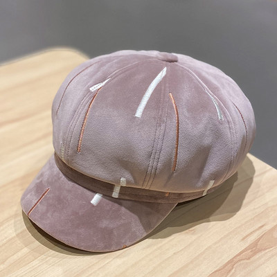 Γυναικείο βελούδινο καπέλο με γείσο