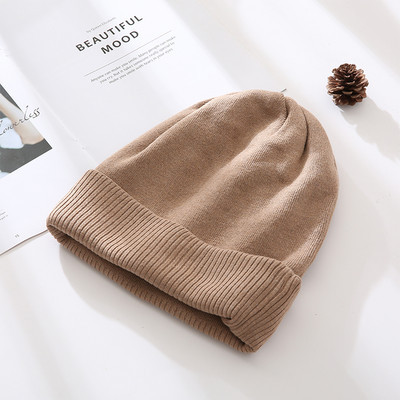 Πλεκτό γυναικείο καπέλο - σε διάφορα χρώματα