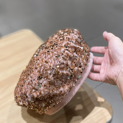 Κομψό γυναικείο καπέλο με πούλιες - μπερέ