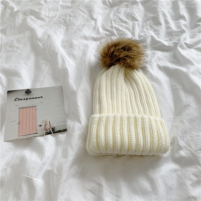 Φθινοπωρινό χειμερινό πλεκτό καπέλο με φούντα