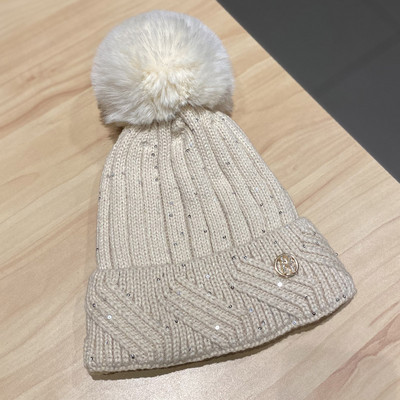 Palarie de iarna dama cu puf si pietre