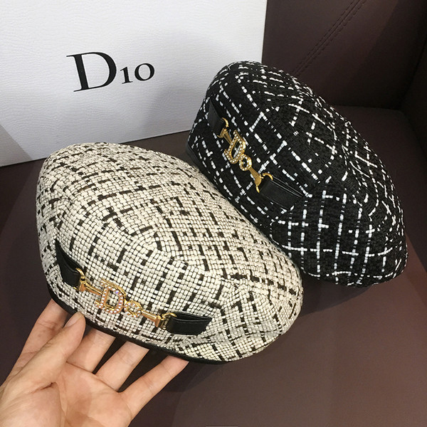 Καρό γυναικείο μπερέ με μεταλλικό στοιχείο