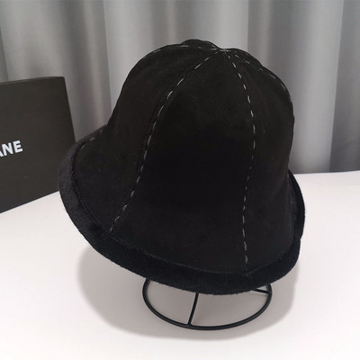 Női sapka kétoldalas pehellyel több színben