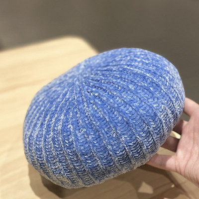 Kötött női beret típusú sapka