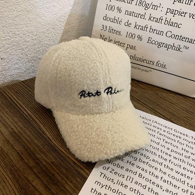 Νέο μοντέλο γυναικείο καπέλο με κεντήματα