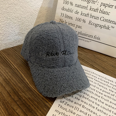 Νέο μοντέλο γυναικείο καπέλο με κεντήματα