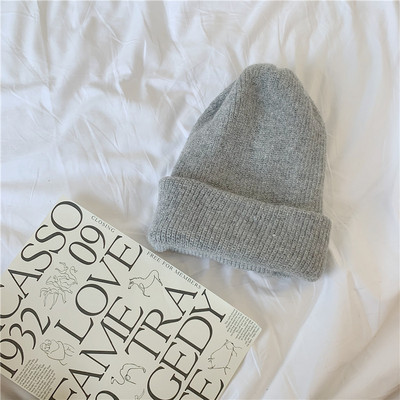 Χειμωνιάτικο πλεκτό καπέλο για γυναίκες