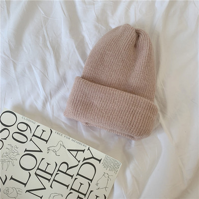 Χειμωνιάτικο πλεκτό καπέλο για γυναίκες