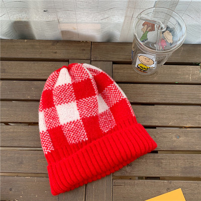Kockás kötött sapka uniszex modell