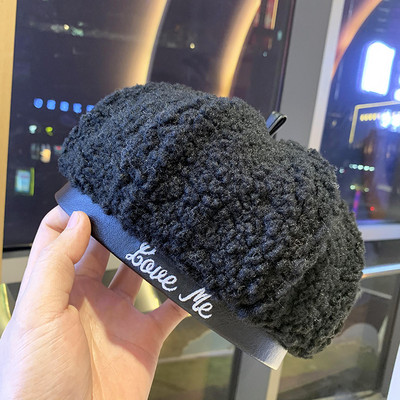 Αφράτο γυναικείο καπέλο τύπου μπερέ με επιγραφή