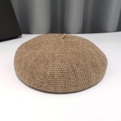 Női sapka retro stílusú svájcisapka