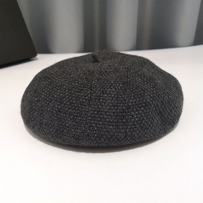 Női sapka retro stílusú svájcisapka