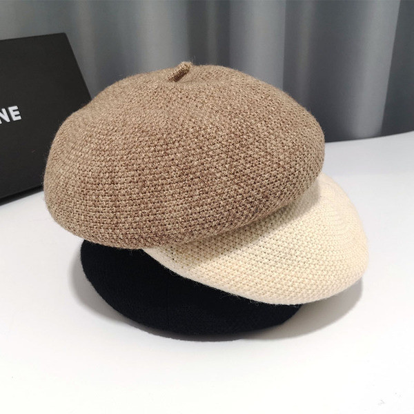 Női sapka retro stílusú svájcisapka